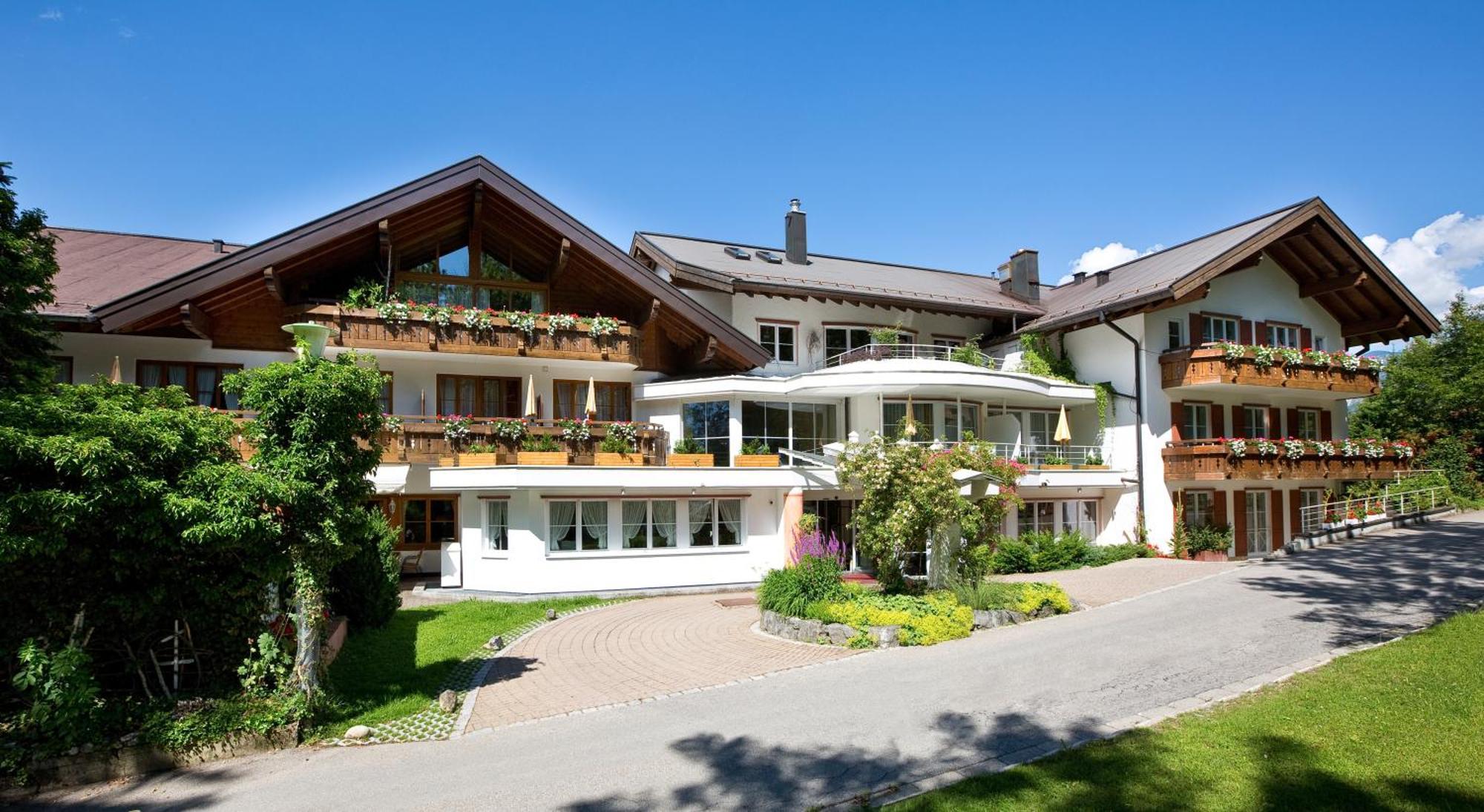 Ringhotel Nebelhornblick Oberstdorf Exterior photo